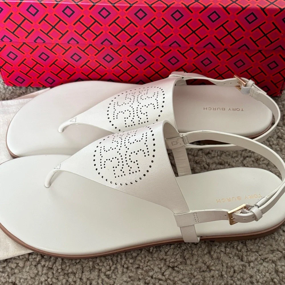 Tory Burch White Clara Sandals with Logo Detail, New with Tags - Picture 5 of 5
